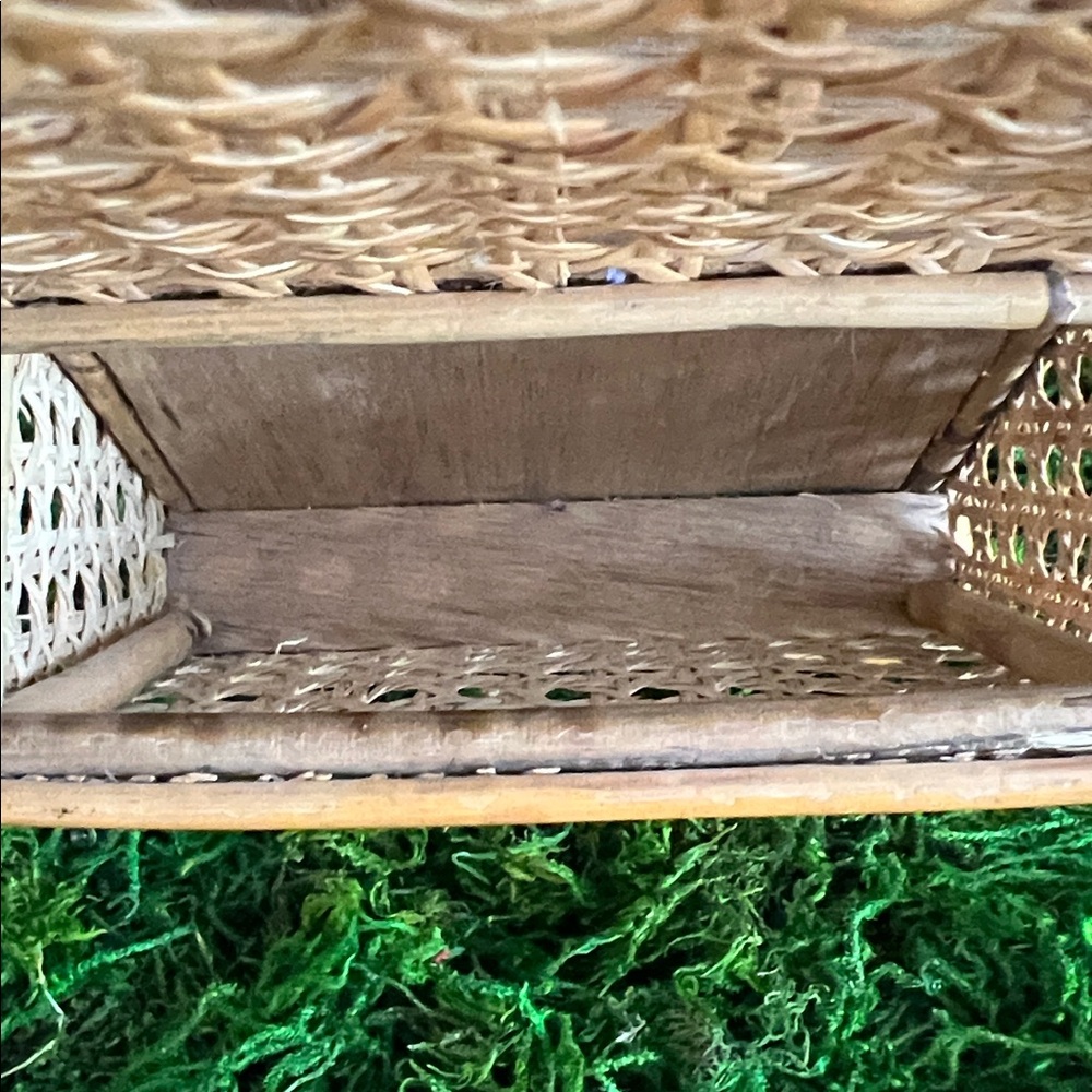 VINTAGE wicker/ bamboo/ wall-mounted storage rack, for mail, or magazines 70ʼs - Picture 4 of 15